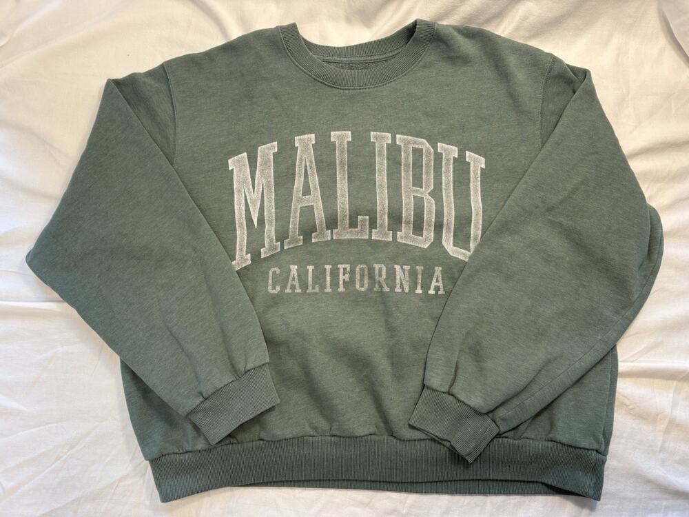Hollister Co. Women’s Malibu California Sweater